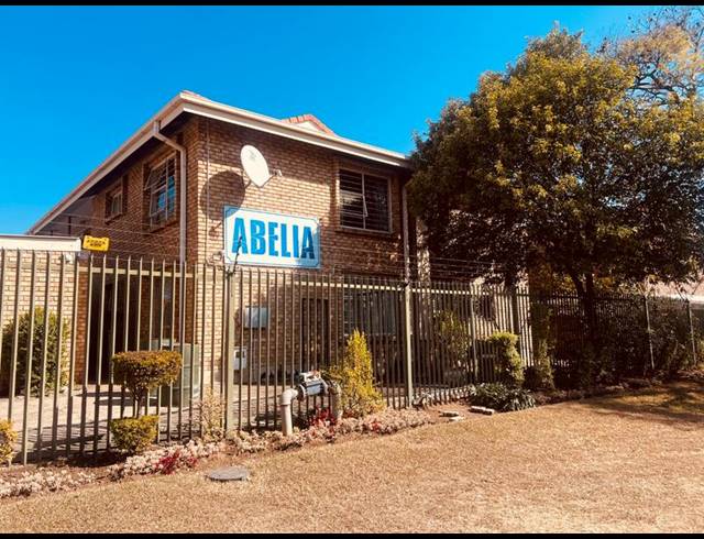 1 BEDROOM APARTMENT FOR SALE IN RIETFONTEIN